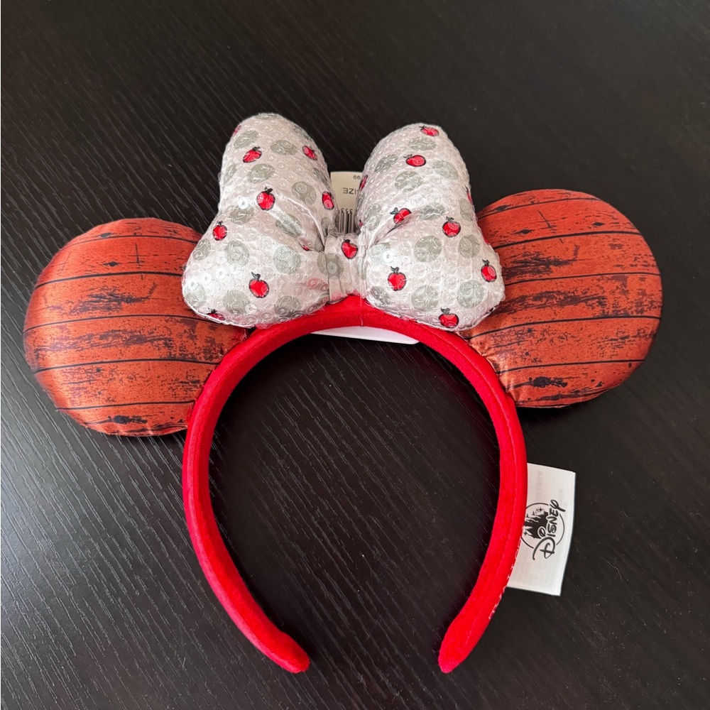 Epcot did and wine festival ears